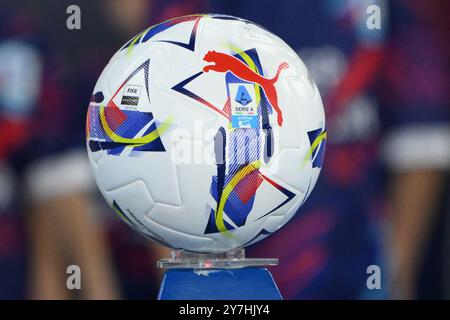 Neapel, Italien. September 2024. Der mac Ball während des Serie A Enelive Matches zwischen SSC Napoli gegen AC Monza am 29. September 2024 in Neapel, italien Endpunktzahl 2-0 (Credit Image: © Agostino Gemito/Pacific Press via ZUMA Press Wire) NUR REDAKTIONELLE VERWENDUNG! Nicht für kommerzielle ZWECKE! Stockfoto