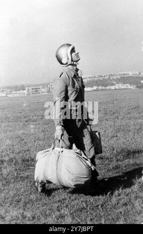 PRINZ HUGO CARLOS DE BOURBON PARMA IN MADRID, SPANIEN; 11. FEBRUAR 1964 Stockfoto