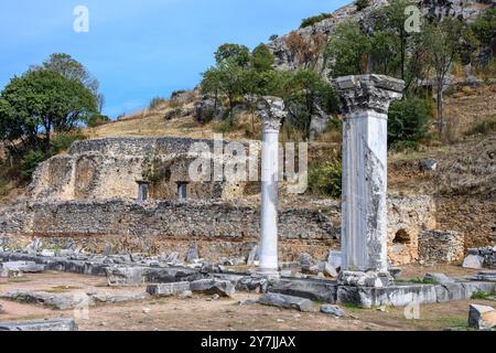 Säulen im 5. Jahrhundert n. Chr., christliche Basilika (Basilika A), in der antiken Stadt Philippi, bei Kavala in Ostmakedonien, Nordgriechenland, Stockfoto