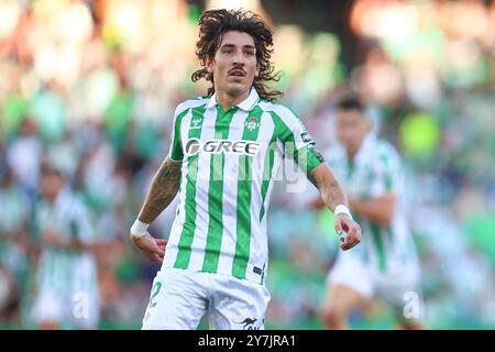 Sevilla, Spanien. September 2024. Hector Bellerin von Real Betis spielte während des La Liga EA Sports Matches zwischen Real Betis und RCD Espanyol am 29. September 2024 im Benito Villamarin Stadion in Sevilla. (Foto: Antonio Pozo/PRESSINPHOTO) Credit: PRESSINPHOTO SPORTS AGENCY/Alamy Live News Stockfoto