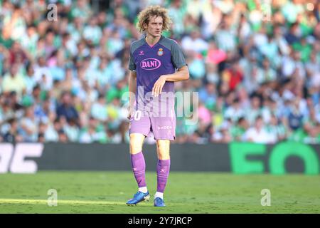 Sevilla, Spanien. September 2024. Alex Kral von RCD Espanyol spielte am 29. September 2024 im Benito Villamarin Stadion in Sevilla, Spanien, während des La Liga EA Sports Matches zwischen Real Betis und RCD Espanyol. (Foto: Antonio Pozo/PRESSINPHOTO) Credit: PRESSINPHOTO SPORTS AGENCY/Alamy Live News Stockfoto