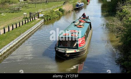 Der Kennet- und Avon-Kanal bei Hungerford. Stockfoto