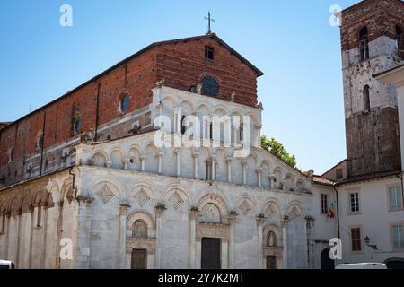 Kirche Santa Maria Forisportam in der historischen Stadt Lucca in der Toskana, Italien. Stockfoto