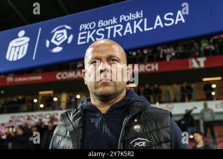 Krakau, Polen. 30. September 2024. Fußball 2024 2025 PKO BP Ekstraklasa Cracovia vs Stal Mielec op: JANUSZ NIEDZWIEDZ Credit: Konrad Swierad/Alamy Live News Stockfoto