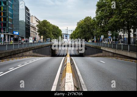 Petite ceinture oder Innenring R20 während des autofreien sonntags im Stadtzentrum von Brüssel, Belgien, 22. September 2024 Stockfoto