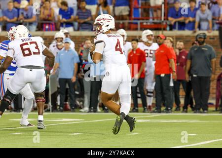 28. September 2024: Florida State Seminoles Quarterback DJ Uiagalelei (4) spielt im Gerald J. Ford Stadion in Dallas, Texas, um an einem Spiel zwischen den Florida State Seminoles und den Southern Methodist Mustangs teilzunehmen. Freddie Beckwith/CSM Stockfoto