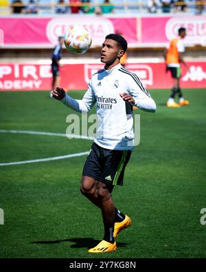 Leon, Spanien. Mai 2024. 1 RFEF. Kulturelles Leonesa vs Real Madrid Castilla. Stadion Reino de Leon. Tobias Vinicius Stockfoto