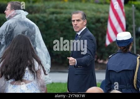 Washington, Vereinigte Staaten. 30. September 2024. Hunter Biden nimmt am 2024 30. September 2024 an einer Veranstaltung zur Feier der Olympischen und Paralympischen Teams der USA im Weißen Haus in Washington, DC Teil. Quelle: Chris Kleponis/CNP/dpa/Alamy Live News Stockfoto