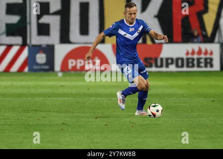 Krakau, Polen. 30. September 2024. Fußball 2024 2025 PKO BP Ekstraklasa Cracovia vs Stal Mielec op: KRYSTIAN GETINGER Credit: Konrad Swierad/Alamy Live News Stockfoto