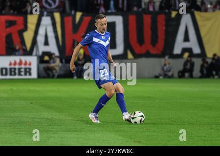 Krakau, Polen. 30. September 2024. Fußball 2024 2025 PKO BP Ekstraklasa Cracovia vs Stal Mielec op: KRYSTIAN GETINGER Credit: Konrad Swierad/Alamy Live News Stockfoto