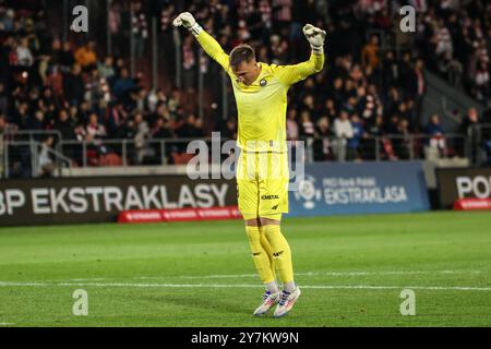 Krakau, Polen. 30. September 2024. Fußball 2024 2025 PKO BP Ekstraklasa Cracovia vs Stal Mielec op: JAKUB MADRZYK Credit: Konrad Swierad/Alamy Live News Stockfoto