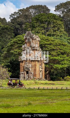 Einer der zwölf Türme von Prasat Suor Prat, Angkor Thom, Siem Reap, Kambodscha Stockfoto