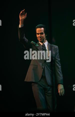 Der australische Künstler Nick Cave trat mit den Bad Seeds in der Uber Arena in Berlin auf, um die Wild Dog Tour zu erleben Stockfoto