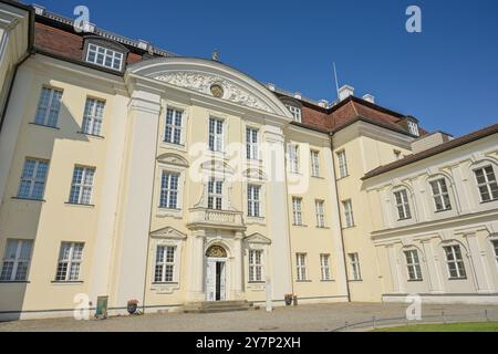 Schloss Köpenick Museum für dekorative Kunst, Schlossinsel, Treptow-Köpenick, Berlin, Deutschland Schloss Köpenick Kunstgewerbemuseum, Schlossinsel, Deutscher Ozean Stockfoto