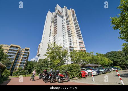 Wohnhochhaus ideal, Fritz-Erler-Allee 120, Gropiusstadt, Neukölln, Berlin, Deutschland, Wohnhochhaus Ideal, Deutschland Stockfoto