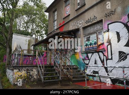 Berlin, Deutschland. Oktober 2024. Blick auf den Eingang zum Techno Club 'About blank' in Berlin Friedrichshain. Quelle: Katharina Kausche/dpa/Alamy Live News Stockfoto