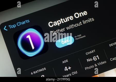 OSTRAVA, TSCHECHIEN – 27. JULI 2024: Apple App Store mit Capture One-Anwendung wird installiert Stockfoto
