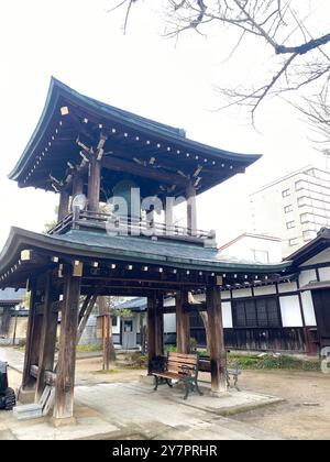 Glockenturm im Hida Kokubunji Tempel, Takayama Japan Stockfoto