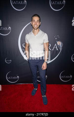 Burbank, USA. 30. September 2024. Schauspieler Brandon Larracuente nimmt an der offiziellen Grand Opening Celebration von SATARA Wellness im SATARA-House of Mystical Wellness, Los Angeles, CA, 30. September 2024 Teil Credit: Eugene Powers/Alamy Live News Stockfoto