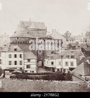 Vintage-Foto vom Dach und Tor der Kathedrale von St. Vincent in Vannes. Frankreich. 1858 (von H.D. Taylor, Fotograf) Stockfoto