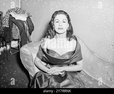 VIOLETTA ELVINMiss Violetta Elvin, Ballerina der Sadler's Wells Ballet Company. 12. August 1953 Stockfoto