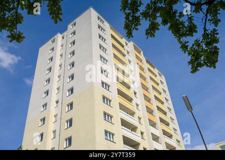 Plattenbau, Wohnhaus, Hochhaus, Kamenzer Damm, Lankwitz, Steglitz-Zehlendorf, Berlin, Deutschland Stockfoto