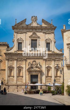 Die barocke Kirche Jesu aus dem 16. Jahrhundert (Chiesa del Buon Consiglio) an der Piazza Castromediano, Lecce, Apulien, Italien. Stockfoto