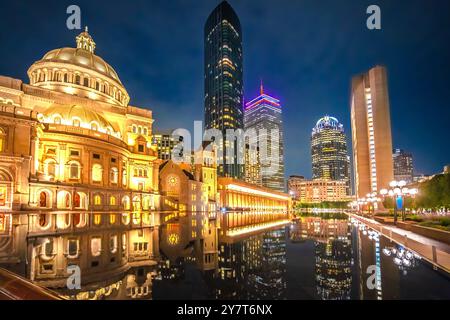 Reflecting Pool im Christian Science Plaza in Boston Evening View, Massachusetts, USA Stockfoto