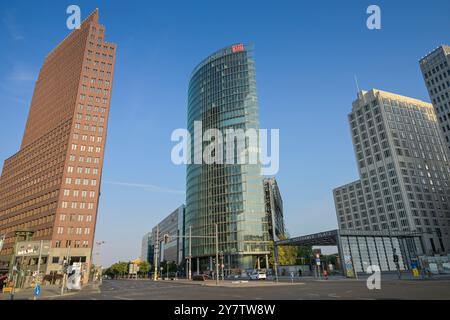 Wolkenkratzer, Kollhoff, Bahnturm, Potsdamer Platz, Tiergarten, Mitte, Berlin, Deutschland, Hochhäuser, Deutschland Stockfoto