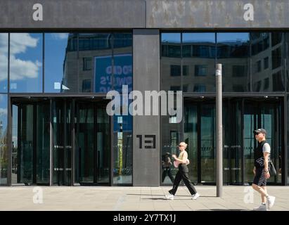 Edge East Side Tower, Amazon Tower, Tamara-Danz-Straße, Warschauer Straße, Friedrichshain, Berlin, Deutschland, Amazon Turm, Deutschland Stockfoto