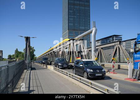 Elsenbrücke, Schmalspur, Baustelle, Friedrichshain, Friedrichshain-Kreuzberg, Berlin, Deutschland, verengte Fahrspur, Baustelle, Deutschland Stockfoto