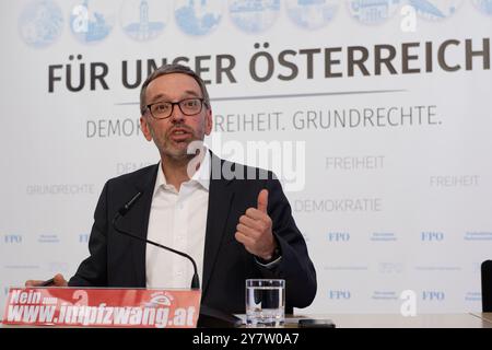 Wien, Österreich. Mai 2021. Pressekonferenz mit Clubvorsitzendem Herbert Kickl (FPÖ) zu aktuellen Themen im FPÖ-Medienzentrum Stockfoto