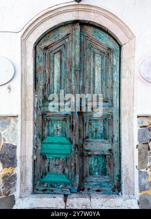 Eine antike Tür in Kastellorizo Griechenland Stockfoto