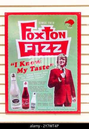 Retro Foxton Fizz Softdrinks Werbetafel im Ferrymead Heritage Park, Ferrymead, Christchurch (Ōtautahi), Canterbury, Neuseeland Stockfoto