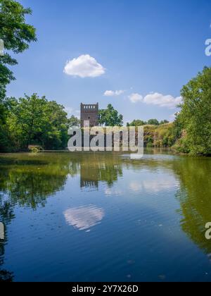 Steinbruch- und Kirchenruine Nordhusen, Hundisburg, Haldensleben, Börde, Sachsen-Anhalt, Deutschland, Europa Stockfoto