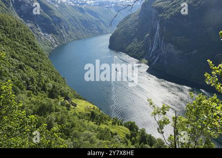 Die Skagefla Farm in Geirangerfjord, Norwegen. Stockfoto