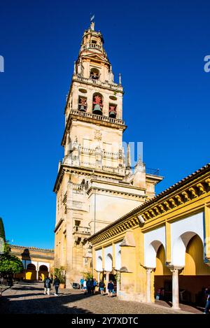 Cordoba, der Glockenturm, im Innenhof der Mesquita, Provinz Cordoba, Spanien Stockfoto