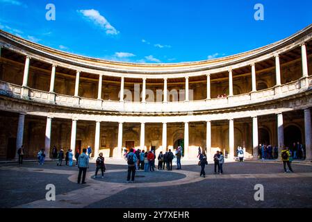 Alhambra Granada, El Palacio de Carlos 5. Kolonnade, 1500-1558, in der Alhambra, heute Museum, Provinz Granada, Spanien Stockfoto