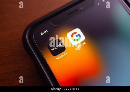 ImageFX- und Google-Symbole auf einem iPhone. Google ImageFX ist ein KI-gestütztes Bildtool von Google zum Generieren, Optimieren, Filtern, Korrigieren usw. Stockfoto