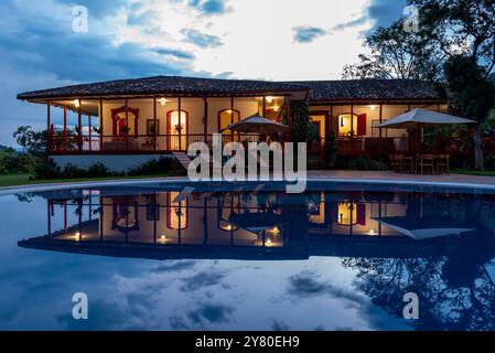 Hacienda Venecia Coffee Farm, erstaunliche ländliche Häuser in der kolumbianischen Kaffeeregion, Manizales, Caldas, Kolumbien - Stockfoto Stockfoto