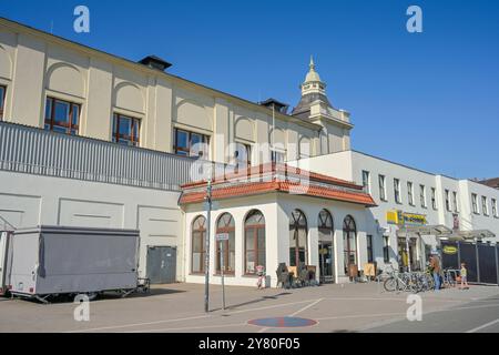 Konzertsaal Huxleys neue Welt, Hasenheide, Neukölln, Berlin, Deutschland *** Konzerthalle Huxleys neue Welt, Hasenheide, Neukölln, Berlin, Deutschland Stockfoto