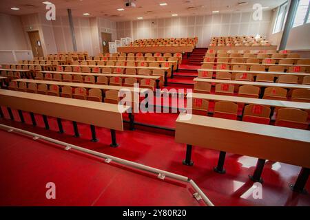 Lyon, Lumière Universität Lyon 2 (Zentralfrankreich): Leerer Hörsaal Stockfoto