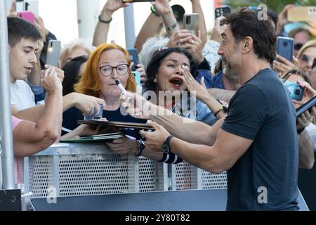 Javier Bardem kommt zum 72. San Sebastian International Film Festival im Maria Cristina Hotel an. (Foto: Nacho Lopez / SOPA Images/SIPA USA) Stockfoto