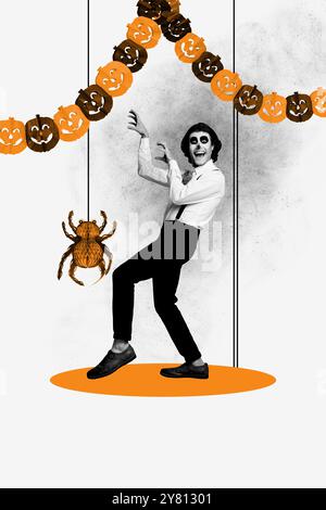 Vertikale Fotocollage des glücklichen Mannes Caballero Tanz halloween Party Spinnen Insekten Kürbisgirlande Dekor isoliert auf gemaltem Hintergrund Stockfoto
