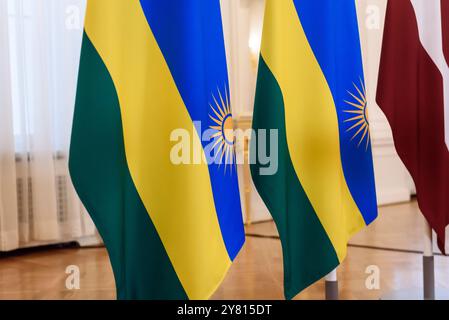 RIGA, Lettland. Oktober 2024. Paul Kagame, Präsident Ruandas, und Edgars Rinkevics, während der Pressekonferenz nach dem Treffen auf der Rigaer Burg. Quelle: Gints Ivuskans/Alamy Live News Stockfoto