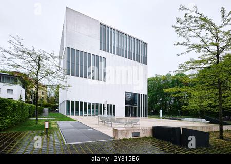 München - 17. April 2024: Dokumentationszentrum zur Geschichte des Nationalsozialismus im Zentrum der bayerischen Landeshauptstadt Stockfoto