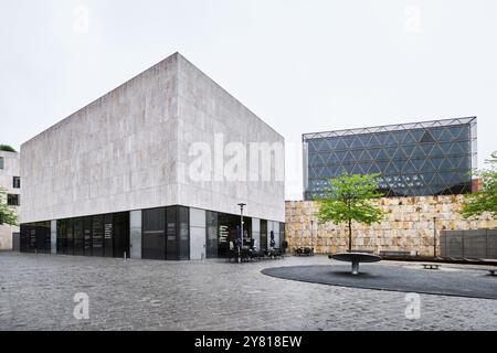 München – 18. April 2024: Ohel-Jakob-Synagoge, die neue Hauptsynagoge der Münchner Jüdischen Gemeinde, Jakobsplatz Stockfoto