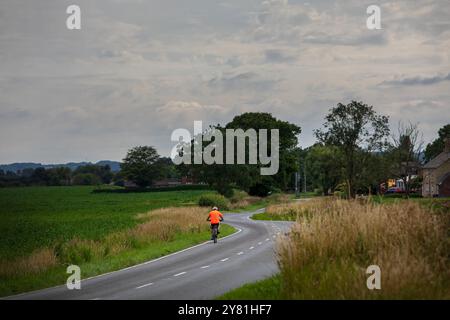 Der geplante Standort einer New National Grid Substation in Asserby nahe der Historic Town of Alford, Lincolnshire. Das Umspannwerk wird Teil eines neuen Netzes aus oberer und unterirdischer Stromleitung sein, das Strom vom Offshore-Windpark auf die Ostküste Englands hinauf und hinunter transportiert. Stockfoto