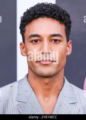 HOLLYWOOD, LOS ANGELES, KALIFORNIEN, USA - 01. OKTOBER: Devon Terrell kommt beim 2024 Beyond fest - Los Angeles Premiere von Netflix's „IT's What's Inside“, das am 1. Oktober 2024 im Egyptian Theatre Hollywood in Hollywood, Los Angeles, Kalifornien, USA stattfindet. (Foto: Xavier Collin/Image Press Agency) Stockfoto