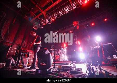 Philadelphia, USA. Oktober 2024. The Midnight tritt am 1. Oktober 2024 in der Franklin Music Hall in Philadelphia auf. Chromeo und The Midnight sind Co-Headliner der North American CHROME NIGHTS Tour. (Foto: Nick Piacente/SIPA USA) Credit: SIPA USA/Alamy Live News Stockfoto